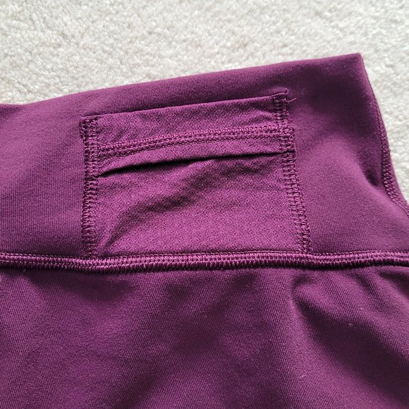 Lululemon reversible shorts - Picture 10 of 11